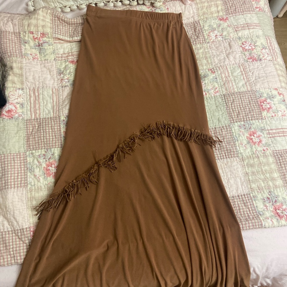 Chic Tan Maxi Skirt with Fringe